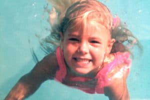 Ariana Mdix Childhood Photo In A Swimming Pool