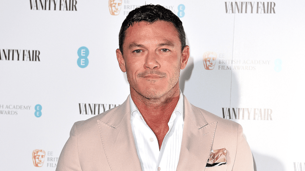 Luke Evans 2