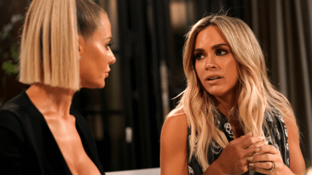 RHOBH S9 - Dorit and Denise