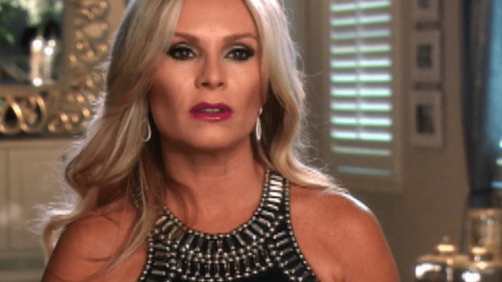 RHOC S10 - Tamra consults a psychic