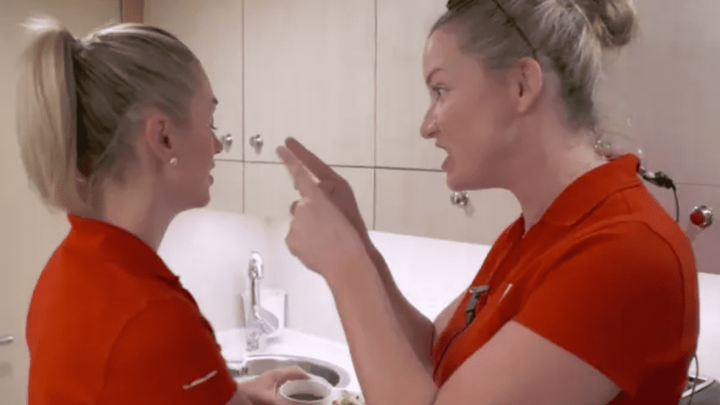 Below Deck Md S5 - Lara Flumiani and Hanna Ferrier