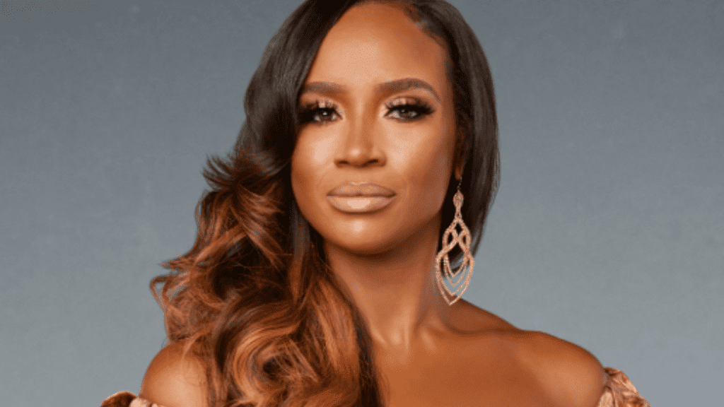 Married to Medicine S5 - Contessa tries to balance between job and family life