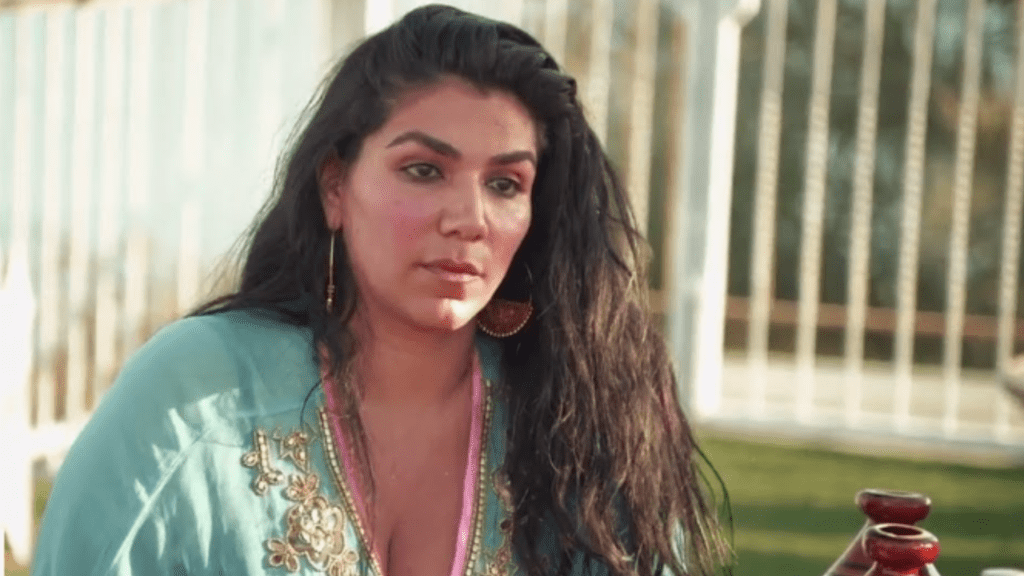 Shahs of Sunset S2 - Asa returns to her Villa in Venice