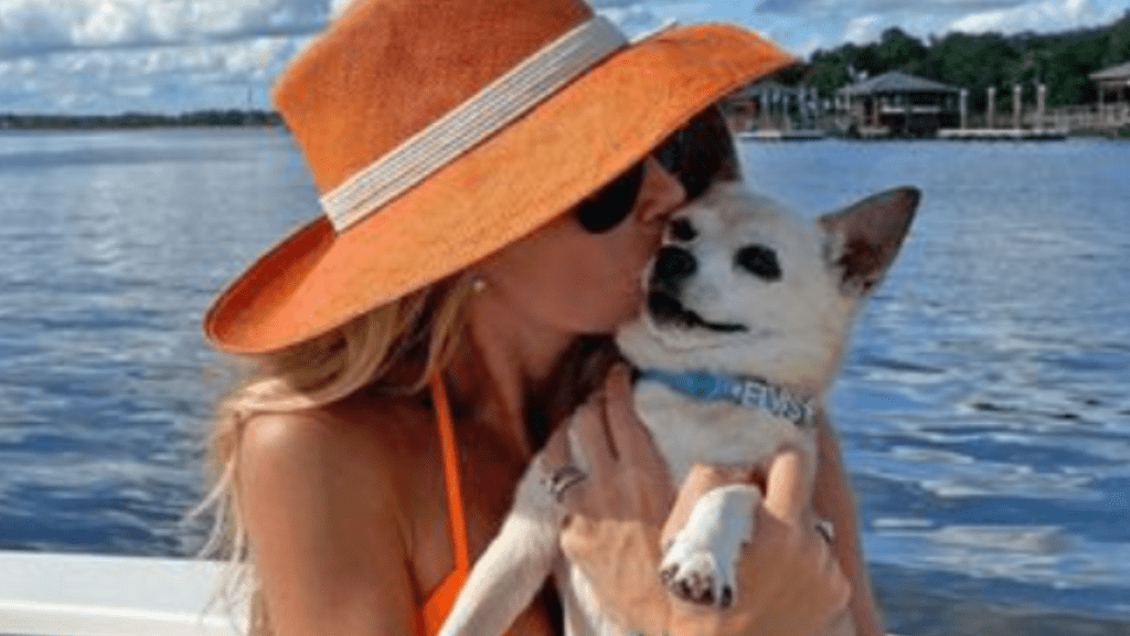 Southern Charm S2 - Cameran adopts a dog