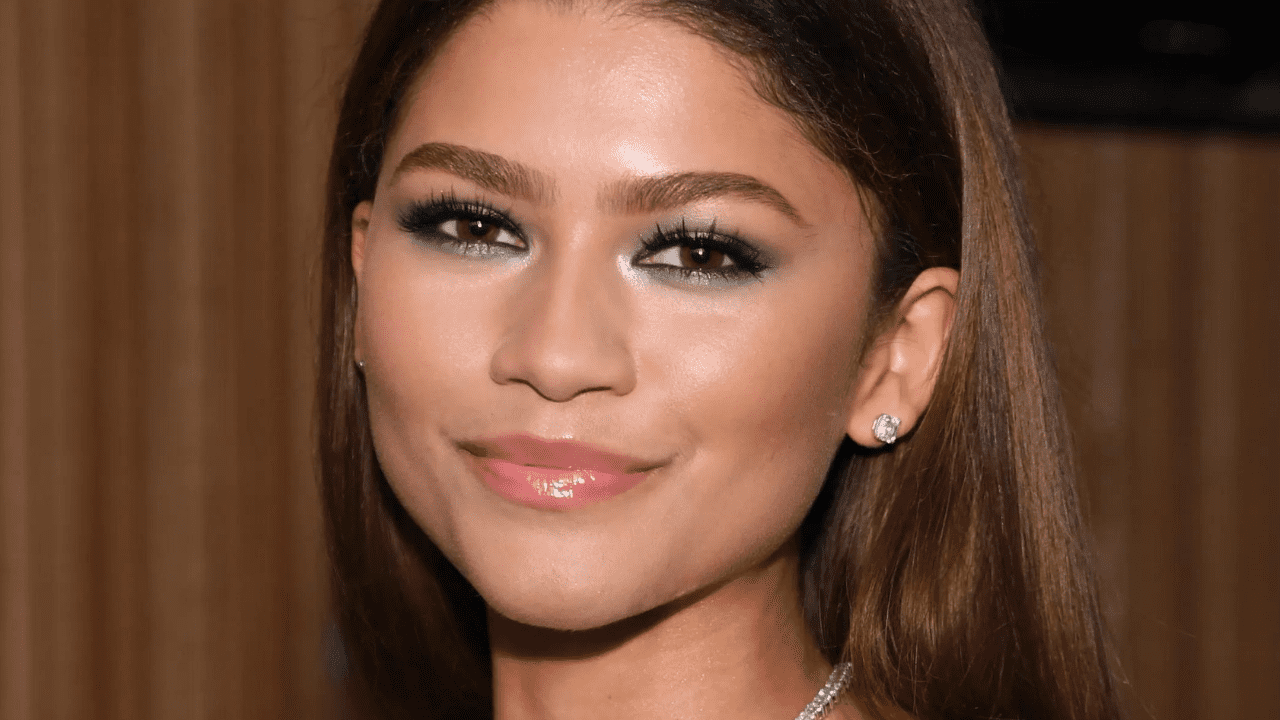 Zendaya's Net Worth, Height, Age, & Personal Info Wiki