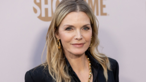 Michelle Pfeiffer’s Net Worth, Height, Age, & Personal Info Wiki