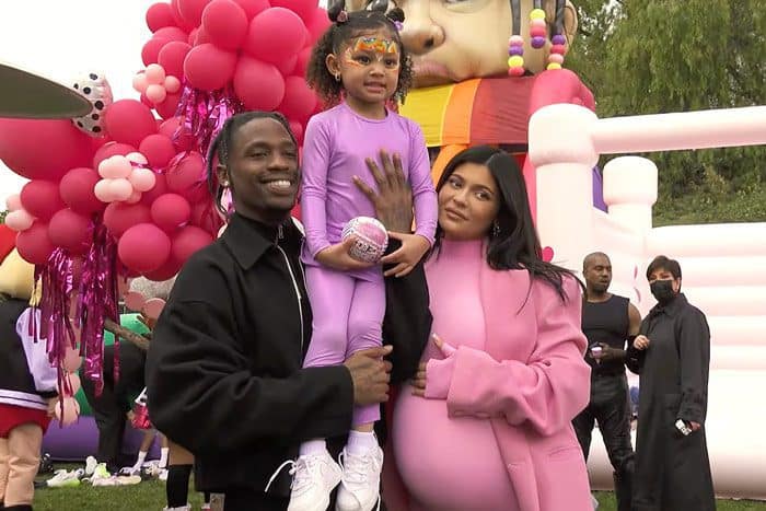 kylie jenner and travis scott stormi wolf