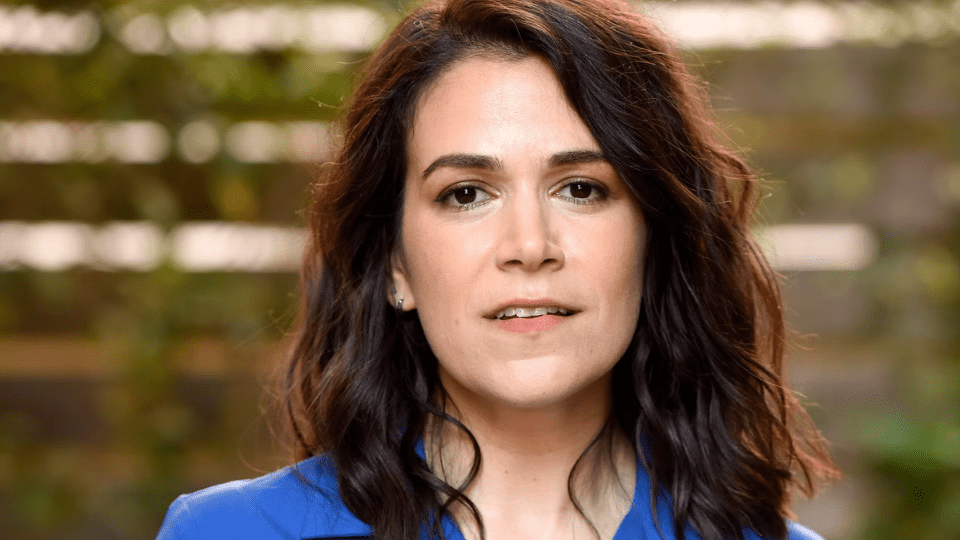 Abbi Jacobson’s Net Worth, Height, Age, & Personal Info Wiki