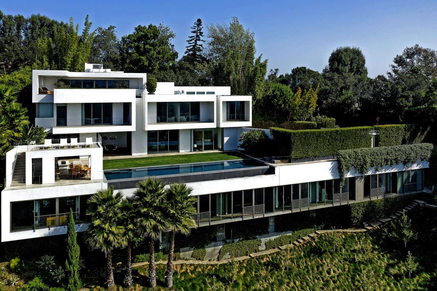 Trevor Noah owns multiple real estate properties