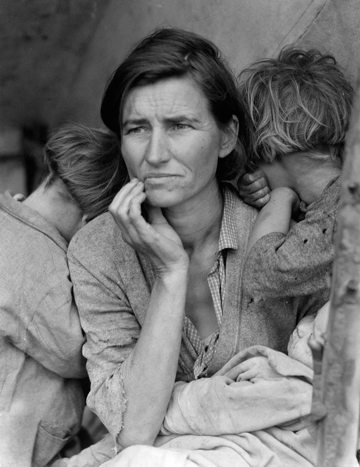 one of Dorothea Lange's famous works, "Migrant Mother"