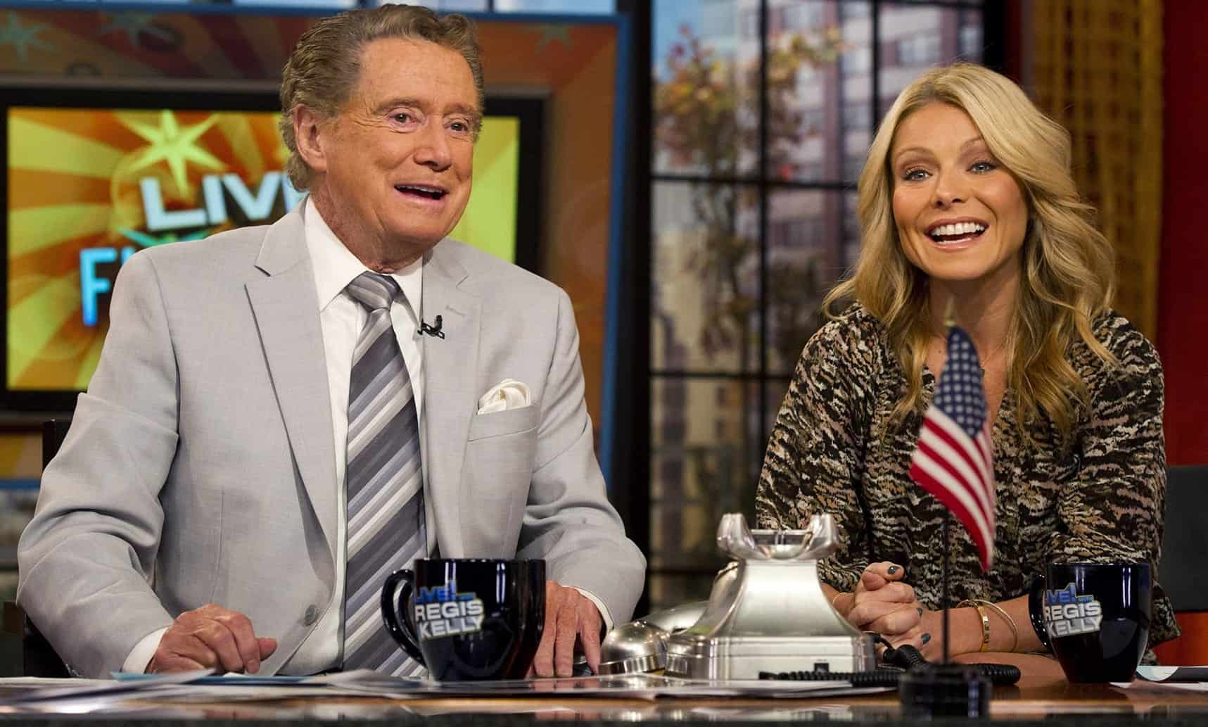 Kelly Ripa and Regis Philbin on "Live! with Regis and Kelly"