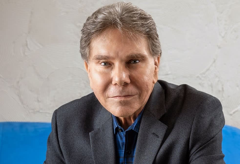 How rich is Robert Cialdini?