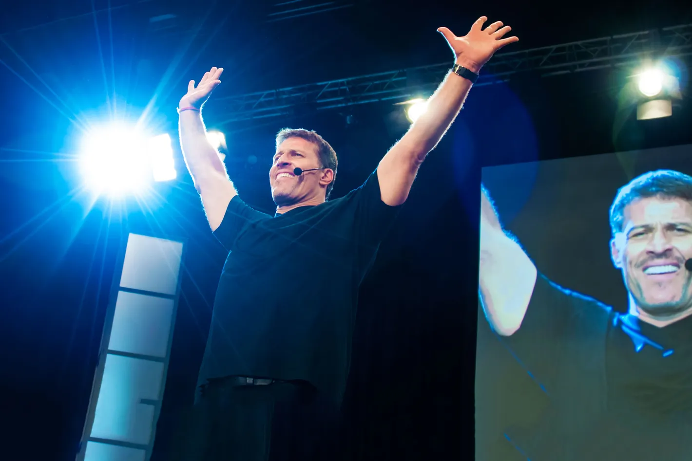 Tony Robbins's career as a businessman