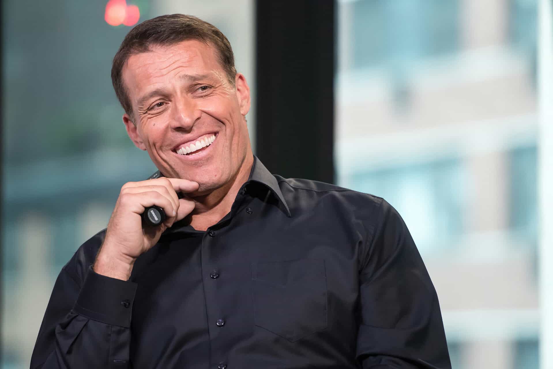 How rich is Tony Robbins?