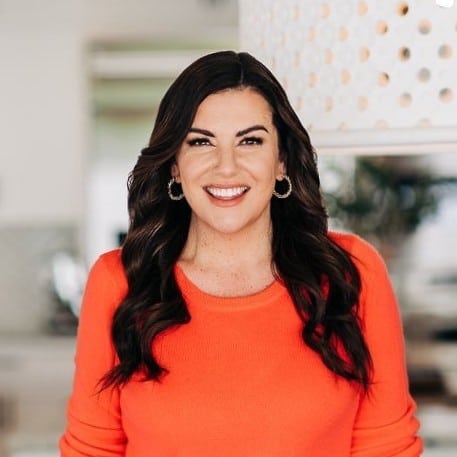 How rich is Amy Porterfield?