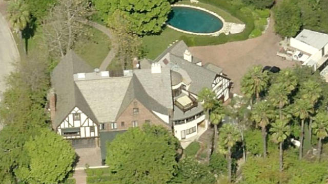 Kevin Spacey owns multiple real estate properties