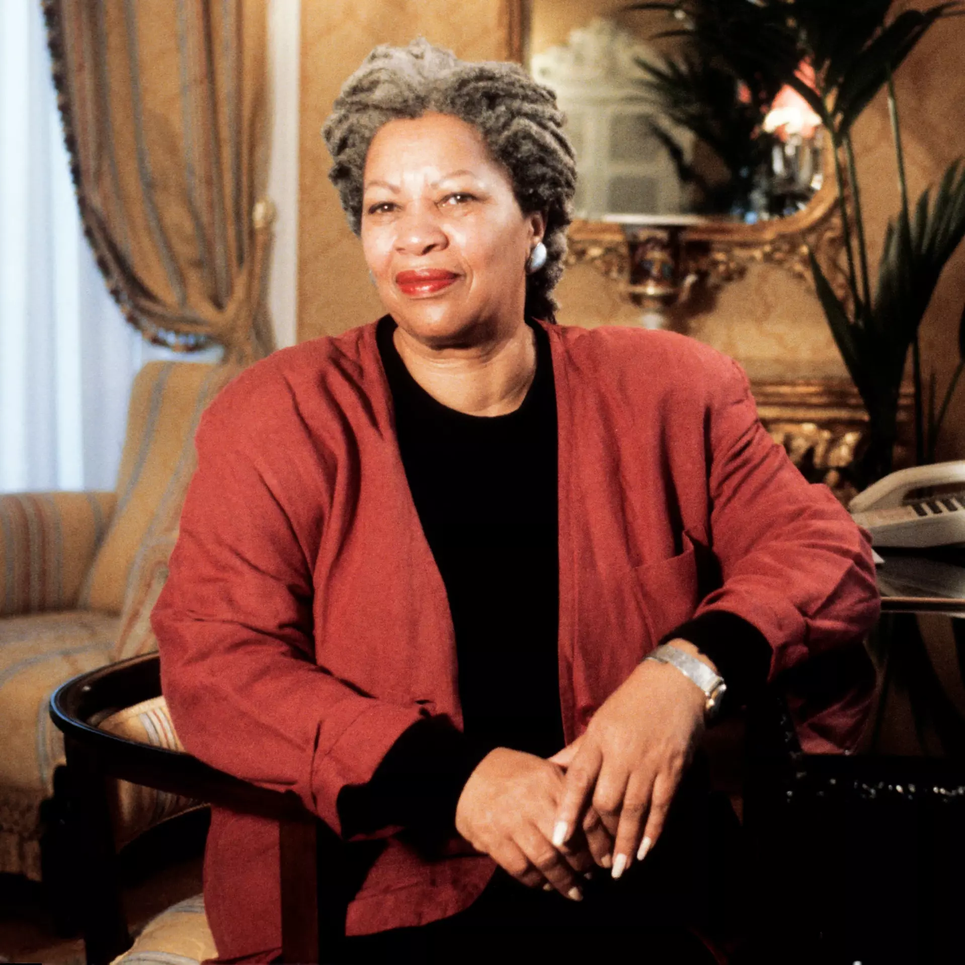 What awards and achievements did Toni Morrison receive?