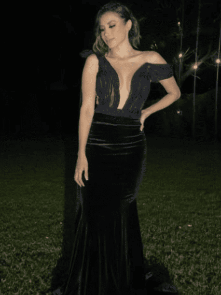 Beautiful in Black Dress Susana Almeida (weather girl)