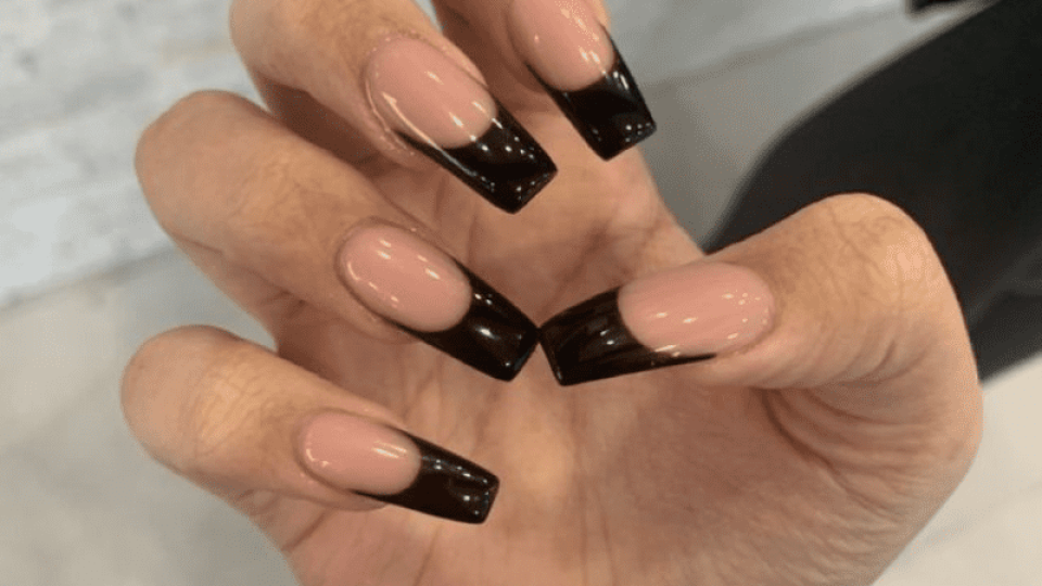 black tip nails featured image